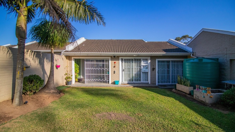 2 Bedroom Property for Sale in Abbotsford Eastern Cape